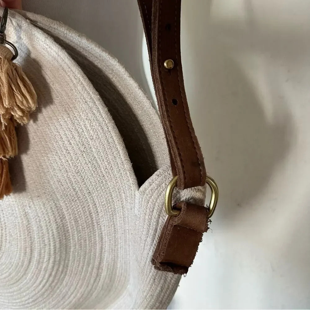 Summer Large Circle Round Macrame Cream Hand Bag with Leather Brown Strap - Picture 7 of 7